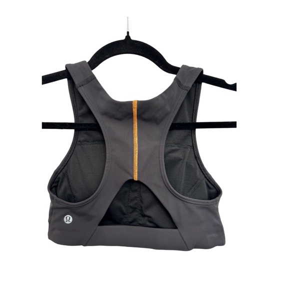 Lululemon Tough Train High-Neck Bra - Picture 4 of 8